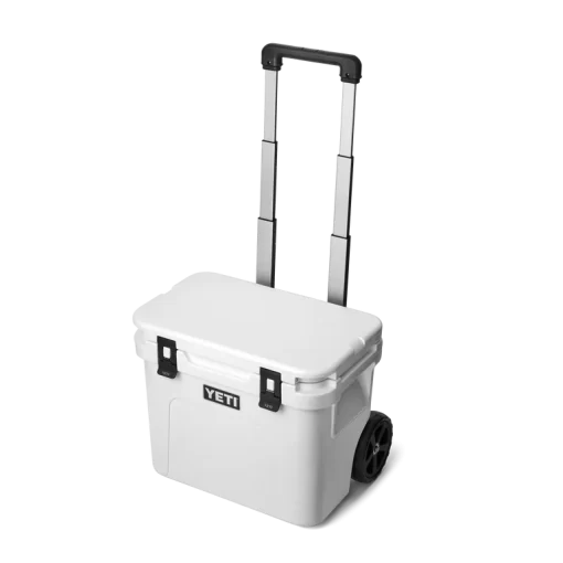 Yeti Roadie 32 Wheeled Hard Cooler White